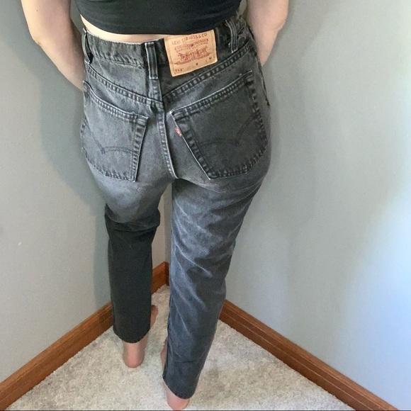 Vintage Levi’s 512 Slim Fit Tapered Leg High Waisted Mom Jeans Size 11 - Picture 1 of 5